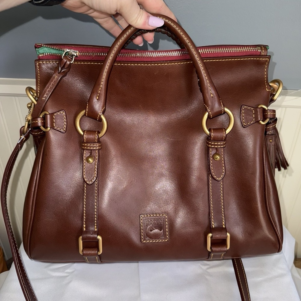 Dooney & Bourke Large Chestnut Brown Florentine Leather Satchel Hand Bag Purse